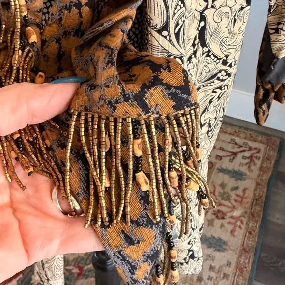 Carole Little Tan and Black Patterned Mixed Jacket - Picture 8 of 9